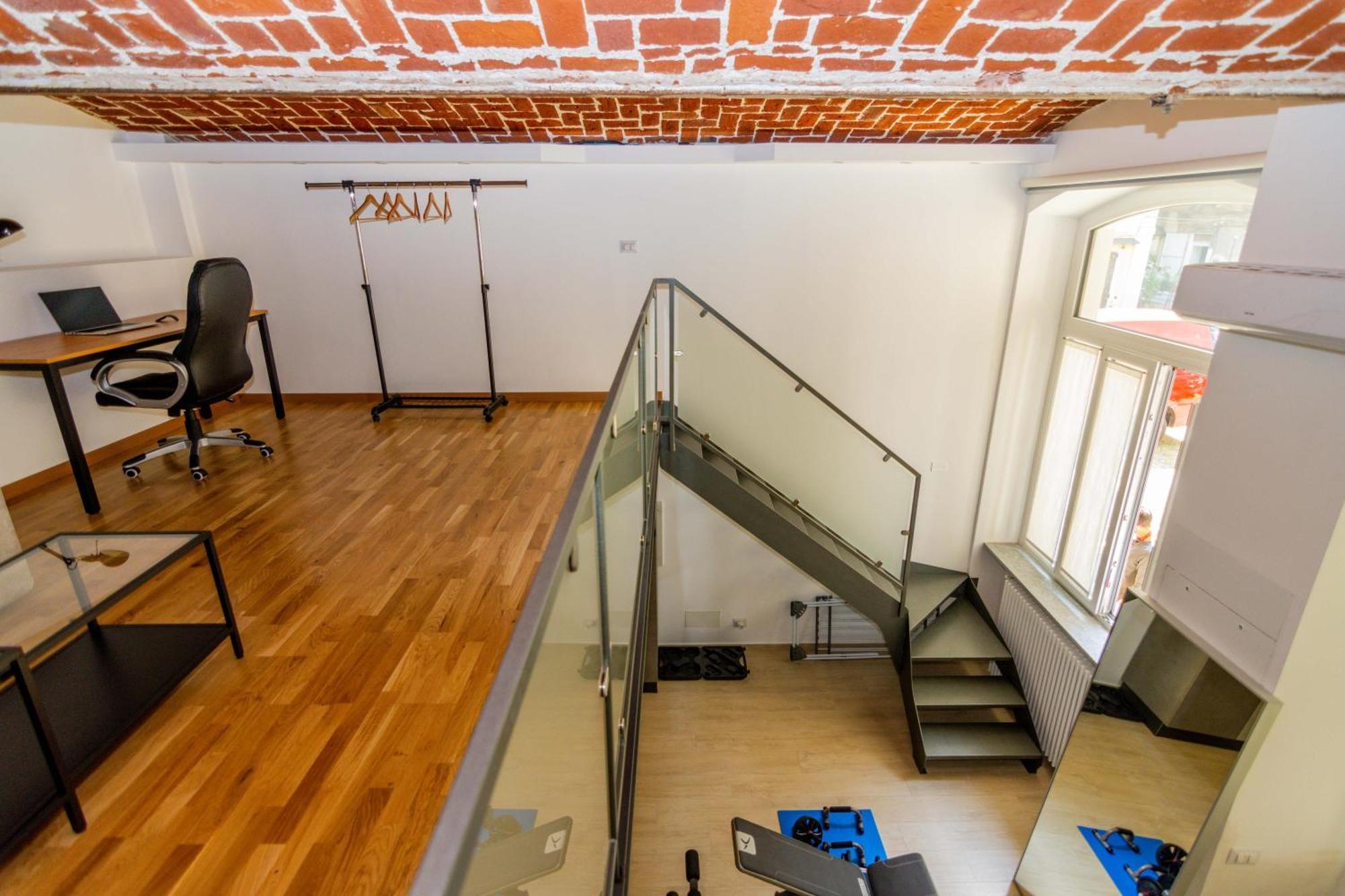 Industrial Loft -center Of Turin- By Happyhostorino Apartment Turin